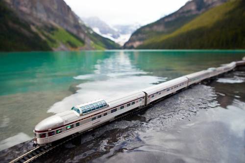 カナダを旅したミニ列車