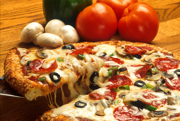 見た目が超美味しそうな世界中のピザの写真