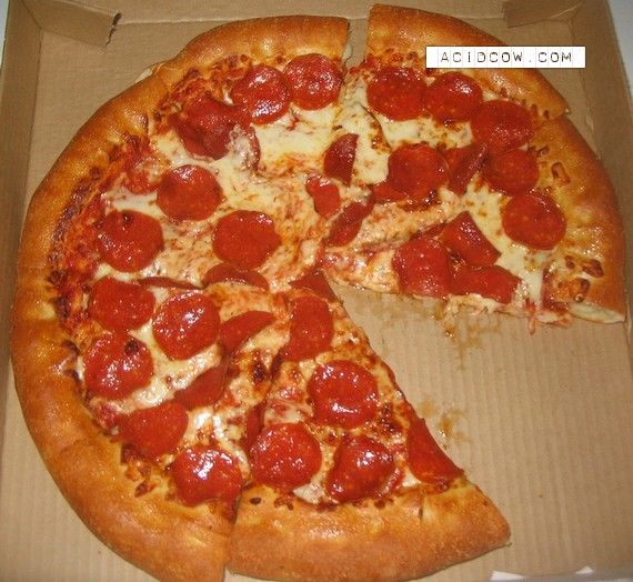 とにかく食べたくなる美味しそうなピザの写真