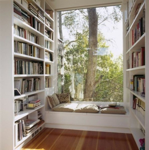 読書がどうしてもしたくなる！本好きにとって夢のような家具の写真