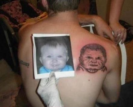 タトゥー（刺青）が間違っていたかもしれないと思う写真