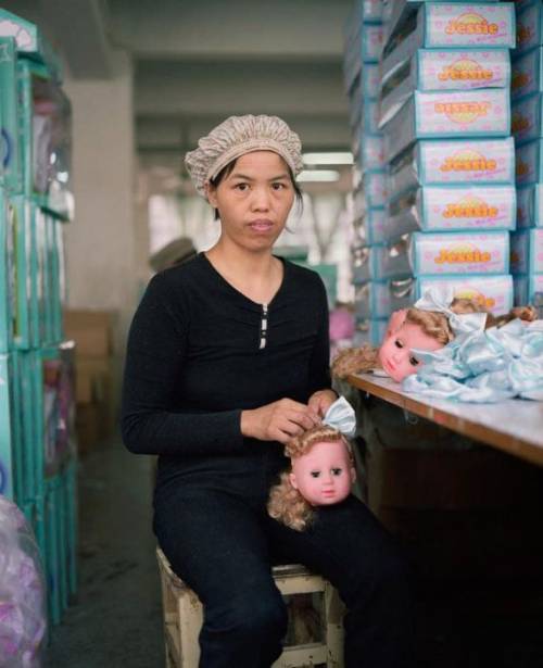 中国の「おもちゃ工場労働者」の過酷な現実33
