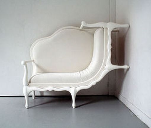 世界の奇妙で変わった椅子の写真